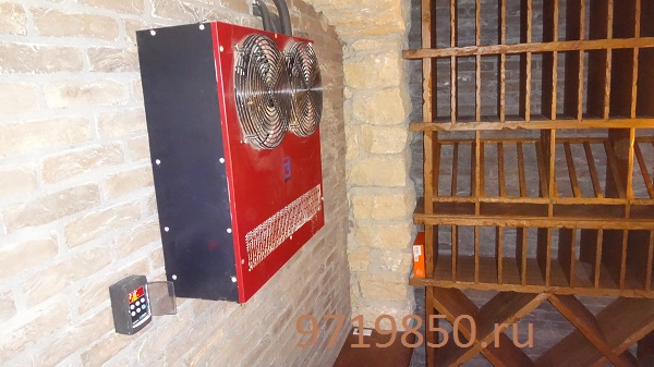 zanotti специальный кондиционер для винного погреба, такой агрегат создаст необходимые влажность и температуру воздуха для идеального созревания и хранения вина