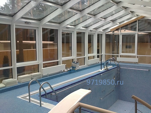 Вентиляция для бассейна с большой площадью остекления, стен и крыши